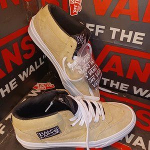 Vans Men’s 8/Women's 9.5 Half Cab 92-30 Year Anniversary Taupe VN0A5KYATUP